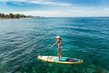 Las playas de Rincón son perfectas para practicar el paddleboarding. 
