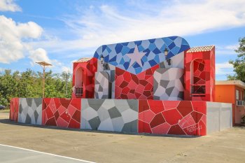 A mural of the Puerto Rican Flag 