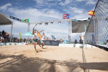 Beach tennis in Puerto Rico