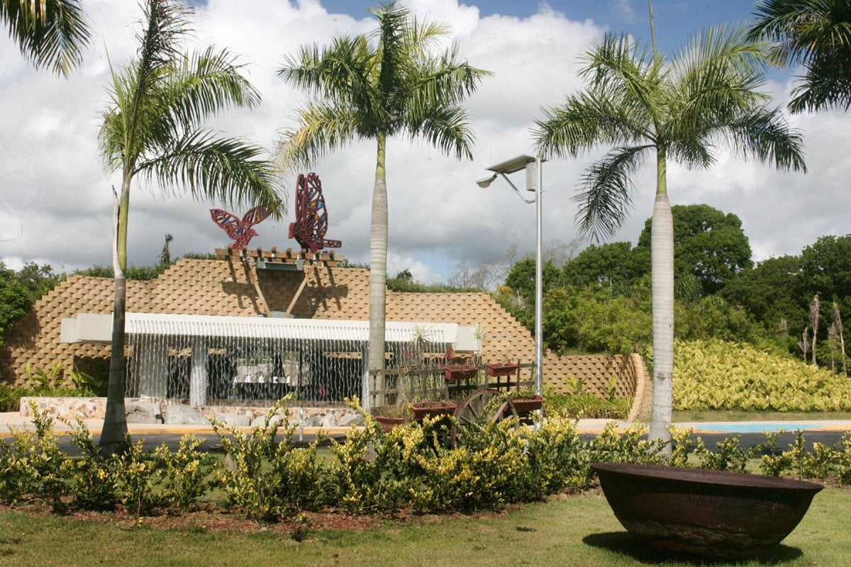 El Jardín Botánico y Cultural William Miranda Marín en Caguas.