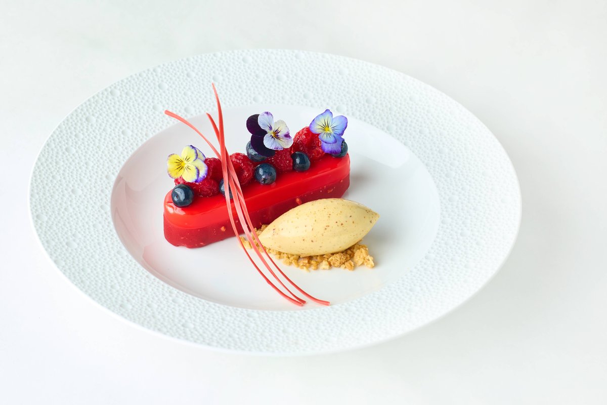 Dessert dish from the Condado Collection.