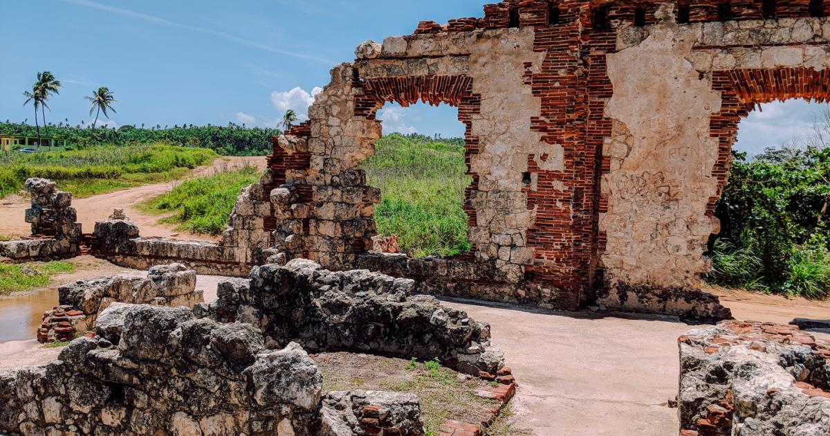 Puerto Rico Meaning MeaningKosh   History Punta Boriquen Lighthouse Ruins Hero 