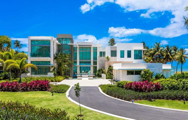 Exterior shot of Casa Estancias, a modernist villa located within the St. Regis Bahia Beach Resort. Rio Grande, Puerto Rico. 