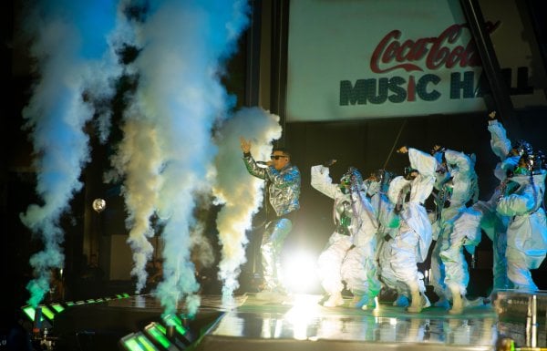 Boricua superstar Daddy Yankee performing at Distrito TMobile in San Juan, Puerto Rico.