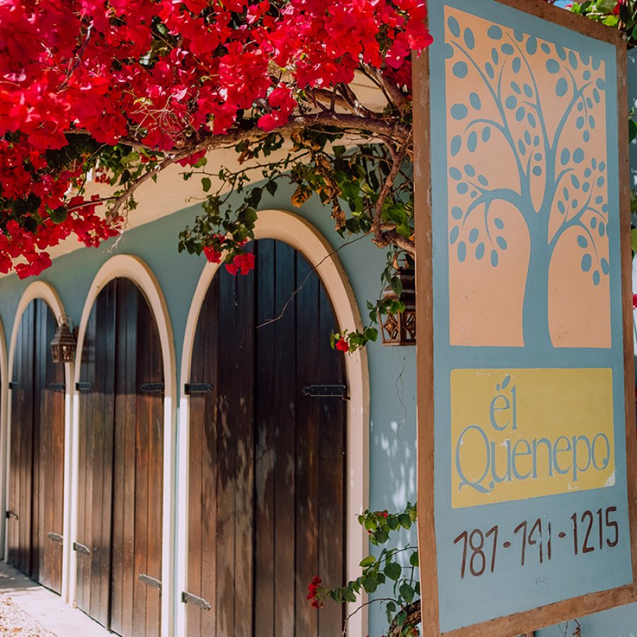 entrance of El Quenepo restaurant