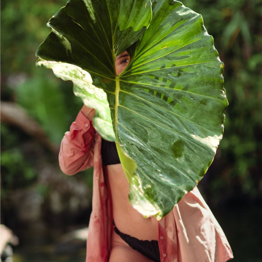 girl with leaf