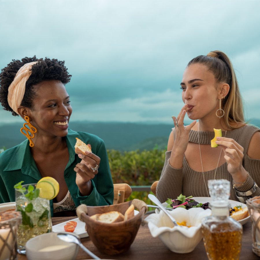 two women eating in Puerto Rico