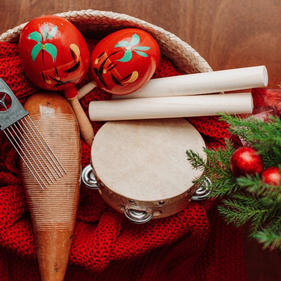 The parrandas navideñas are one of the favorite holiday traditions in Puerto Rico.