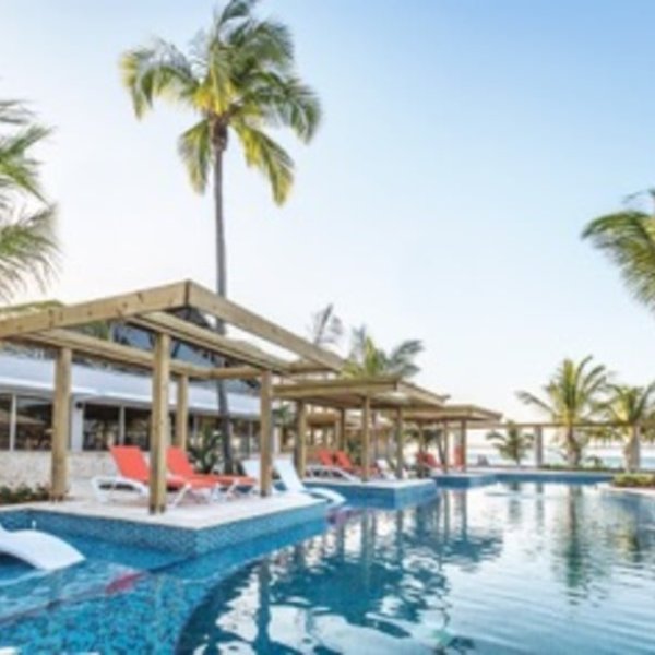 Pool shot of VIVO Beach Club, a event venue in Carolina.